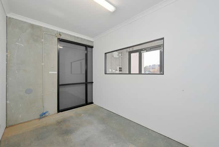 3/34 Sphinx Way Bibra Lake WA 6163 - Image 5