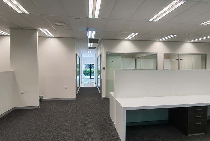 2/9-15 Ellen Street Wollongong NSW 2500 - Image 3