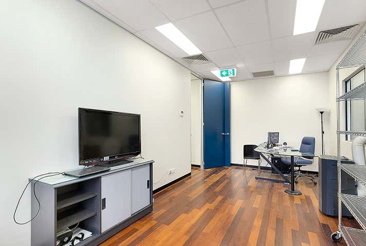 2/58 Lexton Road Box Hill North VIC 3129 - Image 5