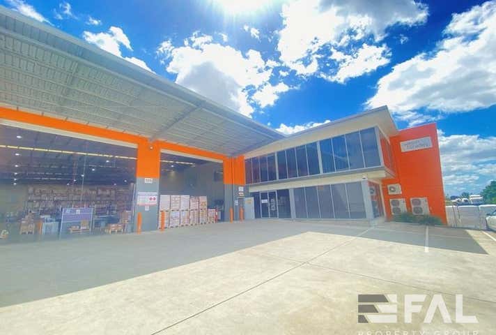 105 Corymbia Place Parkinson QLD 4115 - Image 4