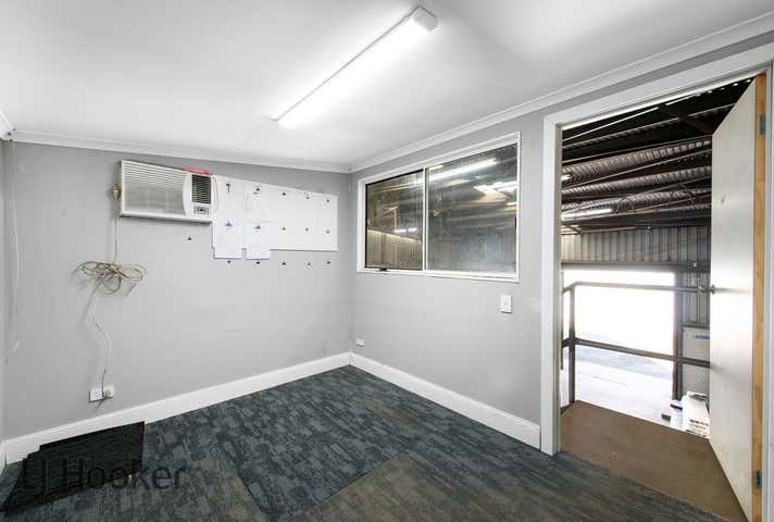 13 Bradpole Road Edinburgh North SA 5113 - Image 21