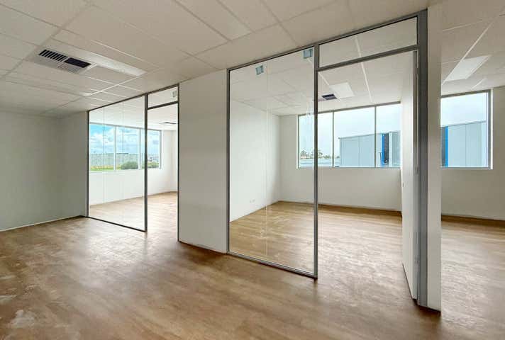 21 Radich Chase Wangara WA 6065 - Image 17