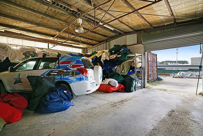 52 Peel Road O'Connor WA 6163 - Image 21