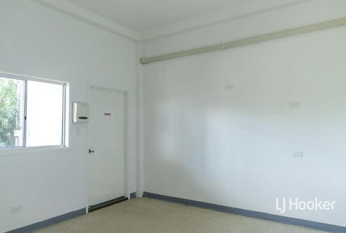 32 Hawthorne Street Roma QLD 4455 - Image 11