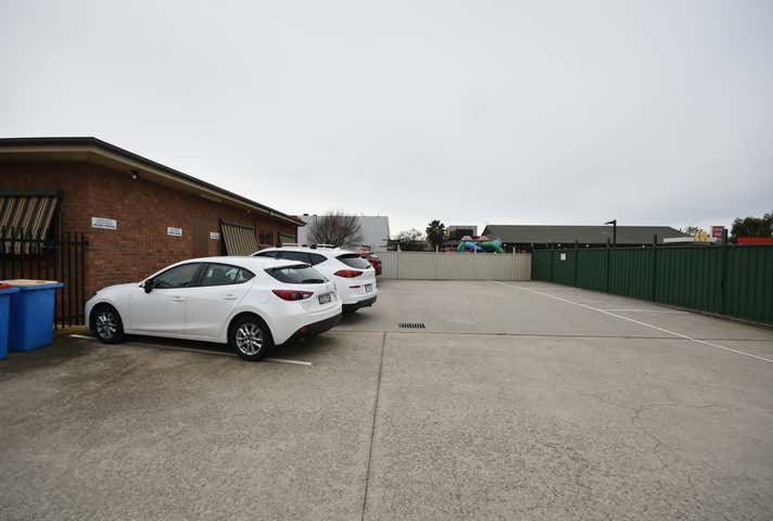 3/340 Griffith Road Lavington NSW 2641 - Image 15