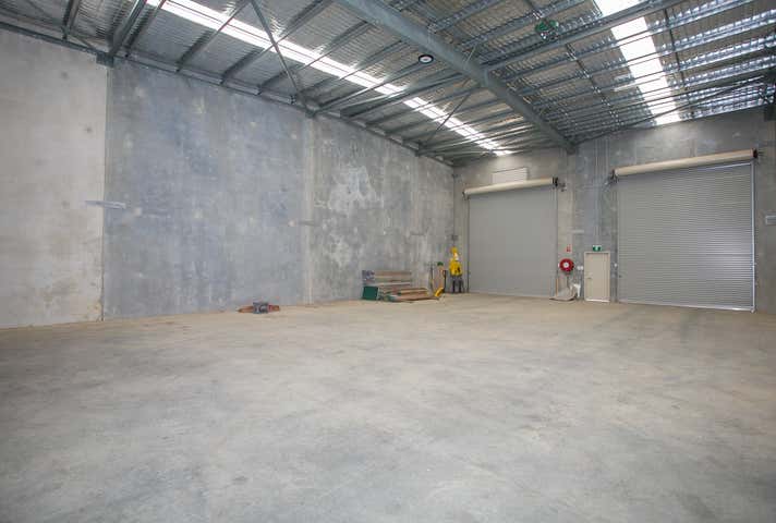 Unit 4, 37 Greenwich Pde Neerabup WA 6031 - Image 11