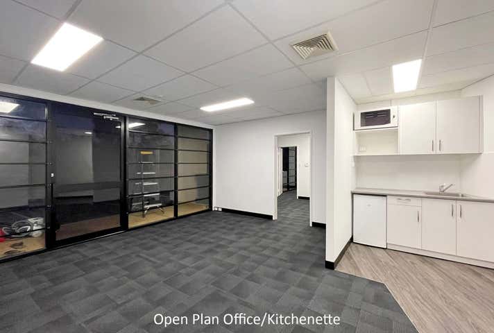 Unit 4a, 1924 Beach Road Malaga WA 6090 - Image 6