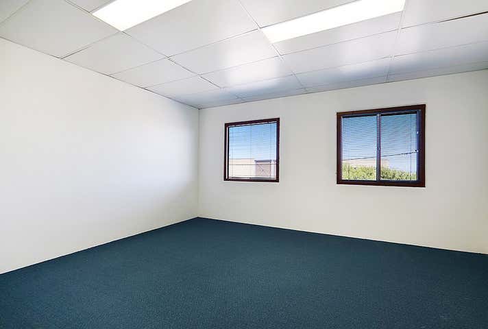 Unit 1, 13 Emplacement Crescent Hamilton Hill WA 6163 - Image 6