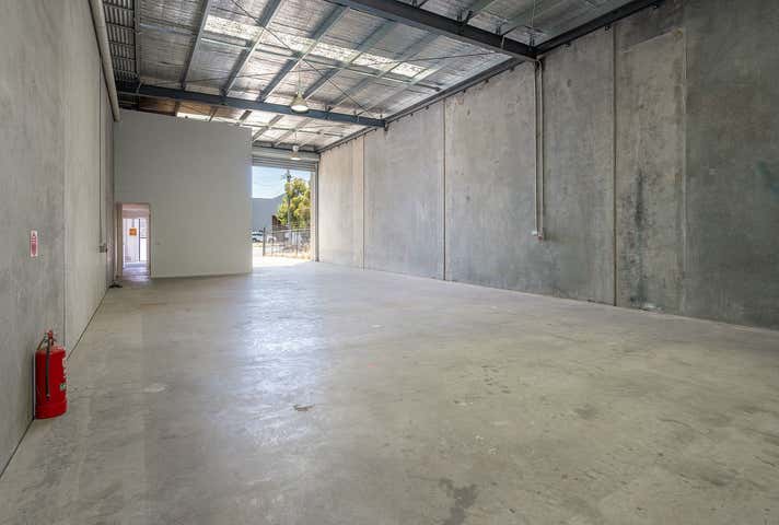 58 Longview Court Thomastown VIC 3074 - Image 6