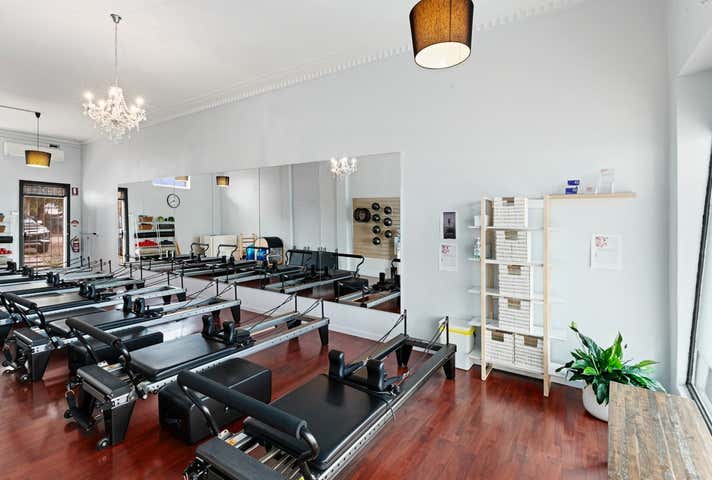 2/319 Wagga Road Lavington NSW 2641 - Image 4