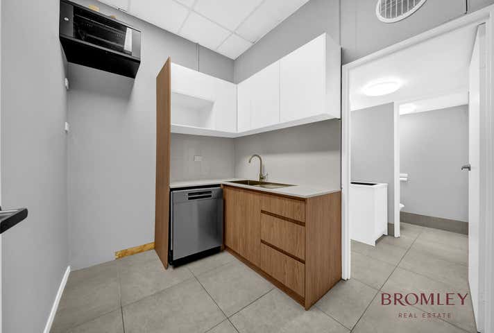 2/42 Finsbury Street Newmarket QLD 4051 - Image 14