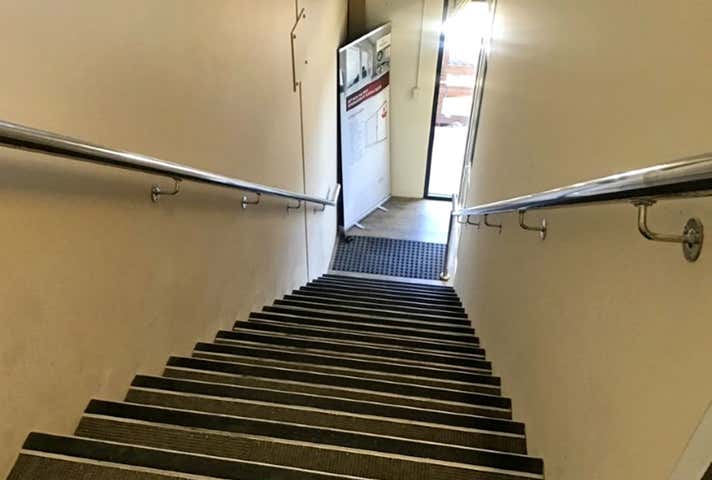 22 Dillington Pass Landsdale WA 6065 - Image 3