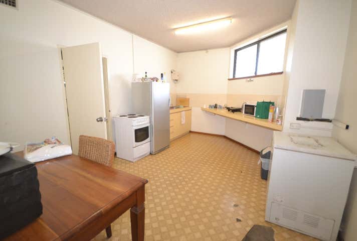 30 Robinson Avenue Belmont WA 6104 - Image 7