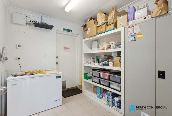 1/4 Wisteria Parade Edgewater WA 6027 - Image 13