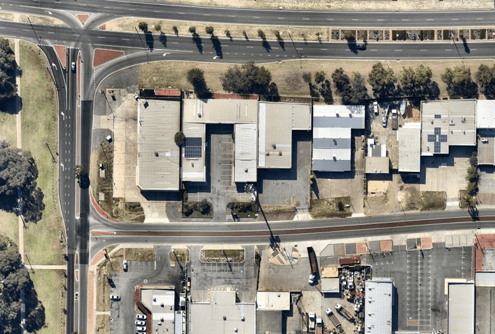 4/3 Canham Way Greenwood WA 6024 - Image 2