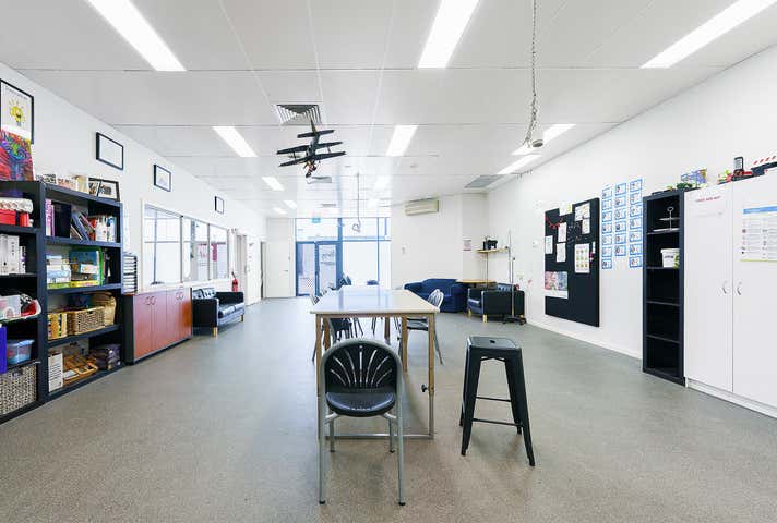 4/12 Panama Street Canning Vale WA 6155 - Image 7