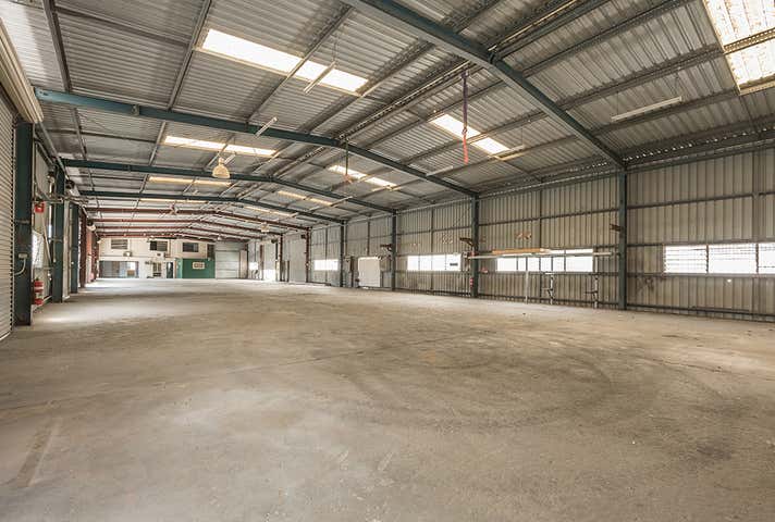 11 William Banks Drive Burleigh Heads QLD 4220 - Image 2