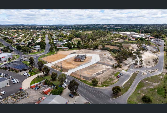 2/93 Strickland Rd East Bendigo VIC 3550 - Image 8