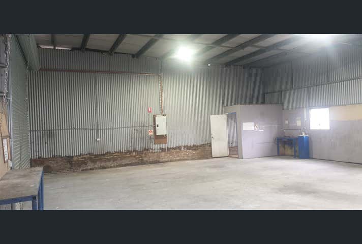 4/91 Lobb Street Churchill QLD 4305 - Image 8