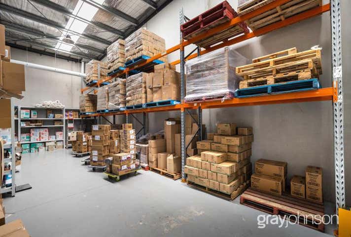 3/19 Mills Road Braeside VIC 3195 - Image 3