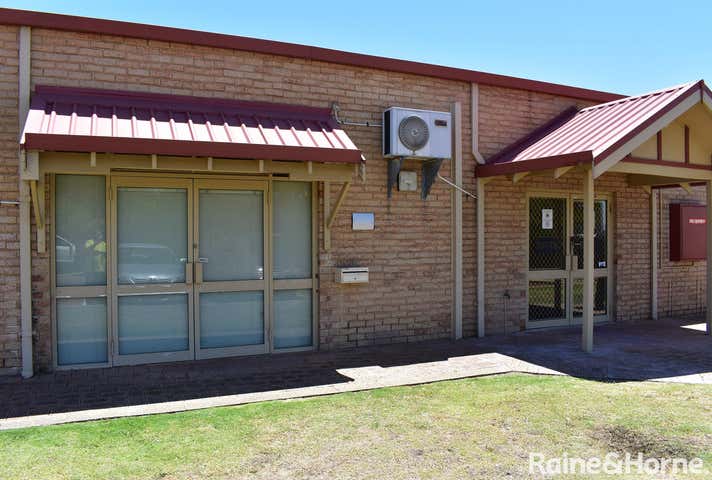 15/3 Benjamin Way Rockingham WA 6168 - Image 11