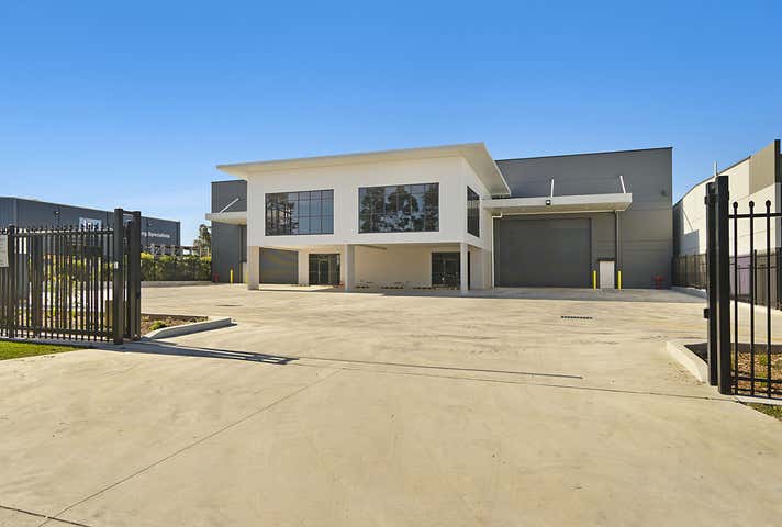 6 Spitfire Place Rutherford NSW 2320 - Image 1