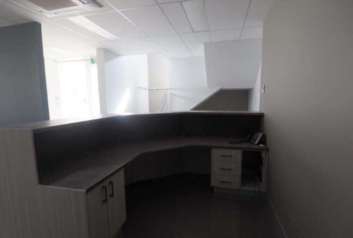 26 Distinction Rd Wangara WA 6065 - Image 9