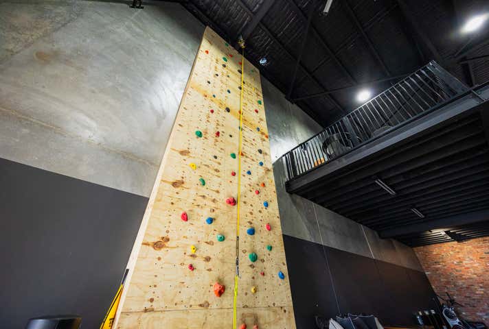 11 Ozone Parade Miami QLD 4220 - Image 6