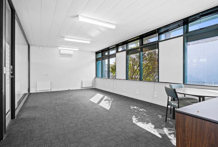 998 Norman Street Wendouree VIC 3355 - Image 7