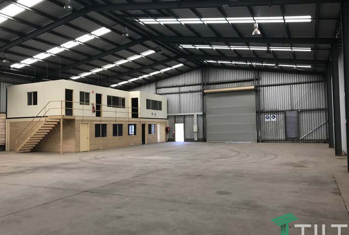 3 Thorpe Way Kwinana Beach WA 6167 - Image 14