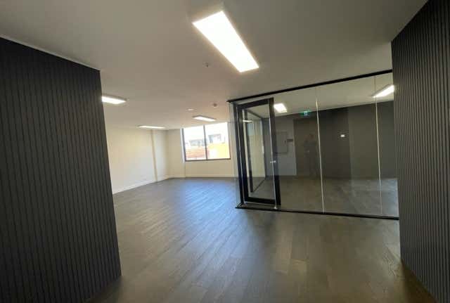 103/9-11 Ellingworth Parade Box Hill VIC 3128 - Image 2