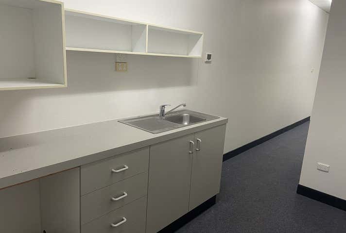 188 Mulgrave Road Bungalow QLD 4870 - Image 6