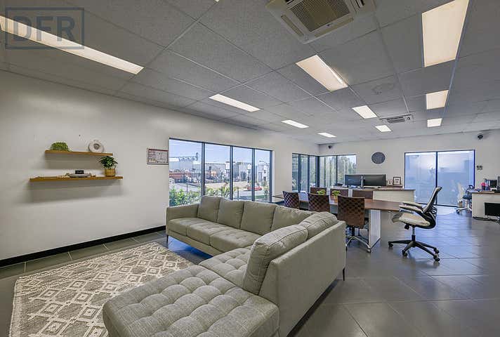 75 Erceg Road Yangebup WA 6164 - Image 17