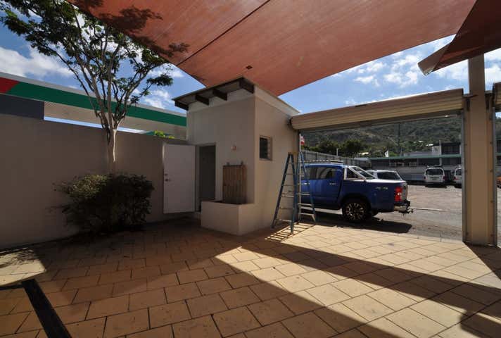 19 Ingham Road West End QLD 4810 - Image 7