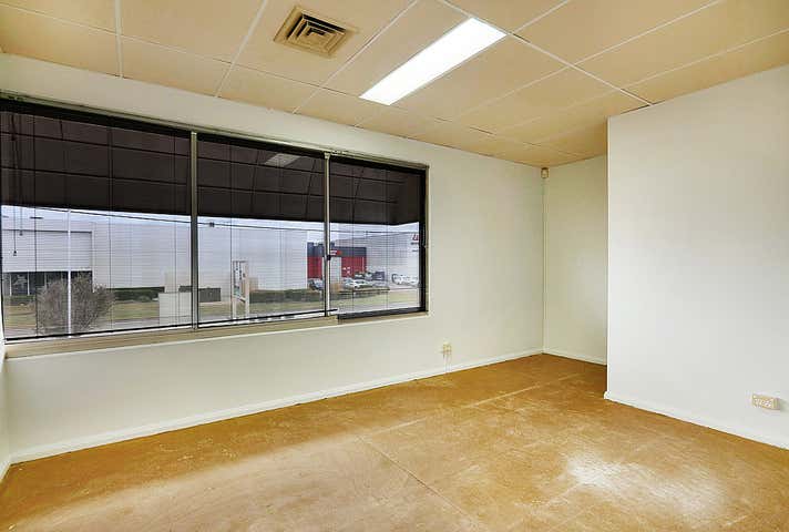 Unit 1, 52 Vinnicombe Drive Canning Vale WA 6155 - Image 12