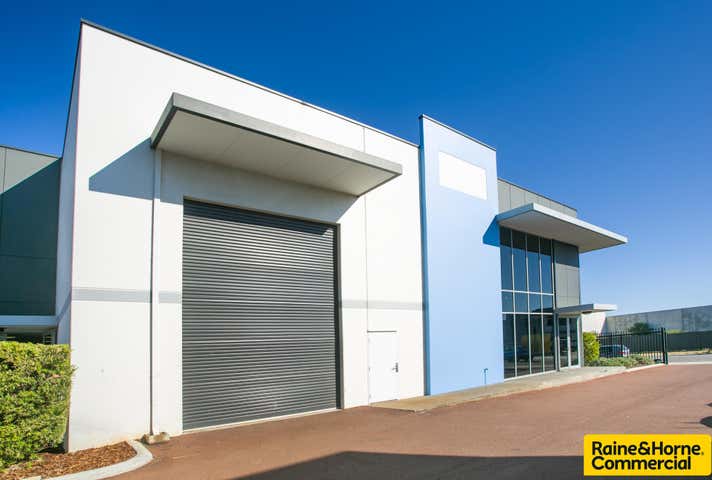 1 / 19 Niche Parade Wangara WA 6065 - Image 2
