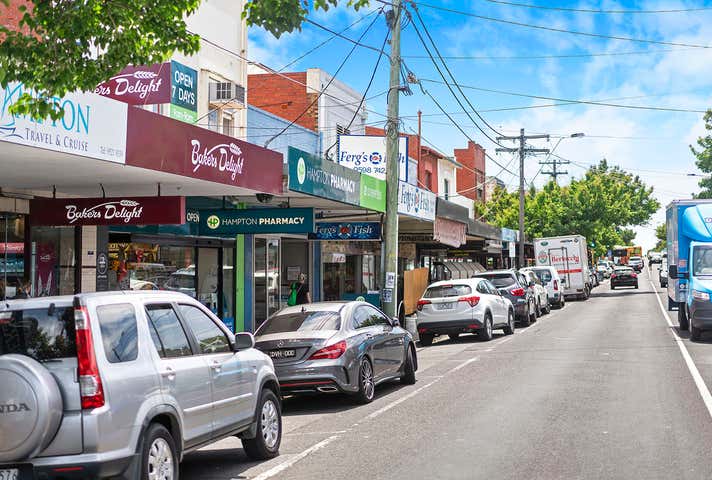 1/17 Small St Hampton VIC 3188 - Image 8