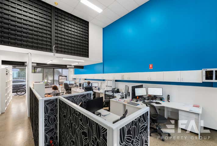 Unit  1 & 2, 9 Camford Street Milton QLD 4064 - Image 9