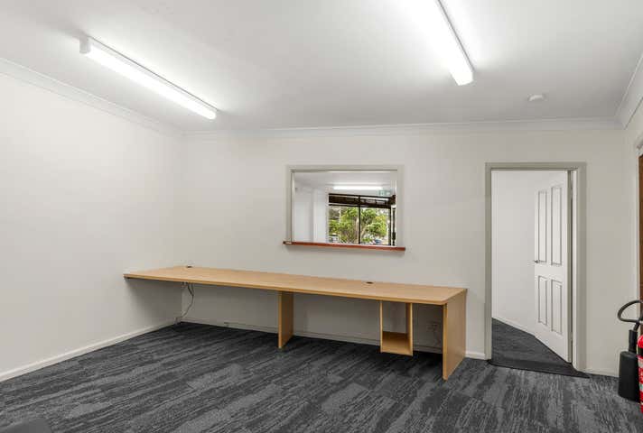 High Exposure Office Industrial Area, Suite 1, 247 Nolan Street Unanderra NSW 2526 - Image 2