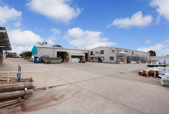 65 Aberglasslyn Road Aberglasslyn NSW 2320 - Image 18