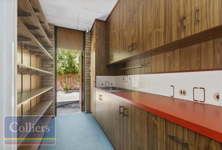 5/42 Ross River Road Mundingburra QLD 4812 - Image 3