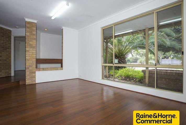 88 Farrington Road Leeming WA 6149 - Image 2