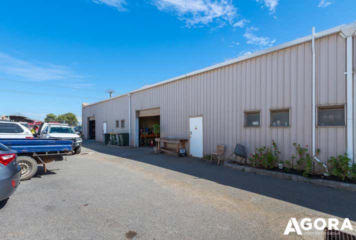 2/22 Military Road Bellevue WA 6056 - Image 2