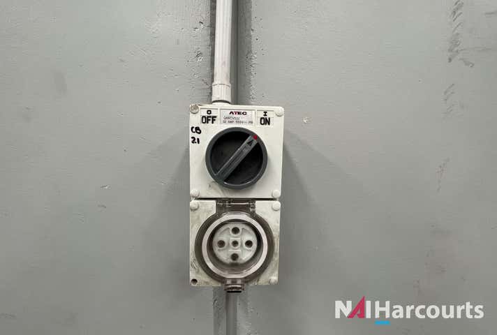 1/64 Yellowbox Drive Craigieburn VIC 3064 - Image 6