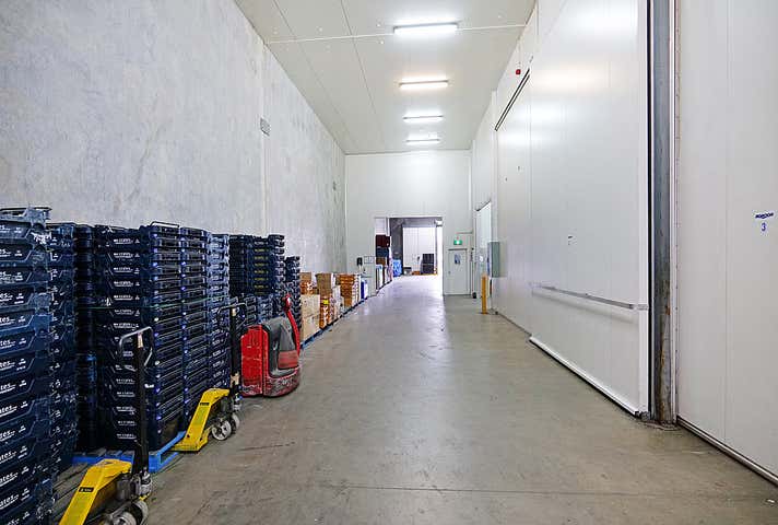 Unit 1, 11 Mallaig Way Canning Vale WA 6155 - Image 4