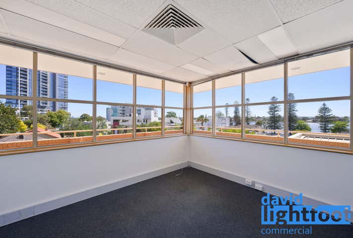 16 Ogilvie Road Mount Pleasant WA 6153 - Image 8