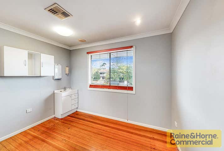 2/22 Ferny Way Ferny Hills QLD 4055 - Image 13