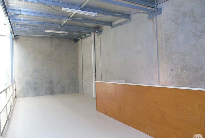 4/216 Harbour Road Mackay Harbour QLD 4740 - Image 2