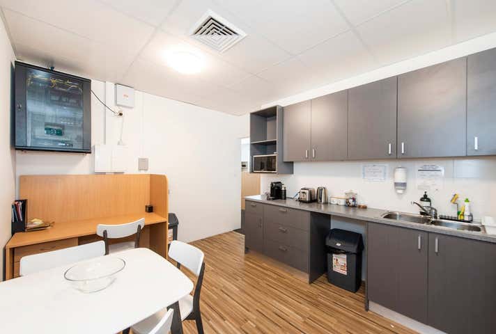 1/216 Fulham Street Cloverdale WA 6105 - Image 14