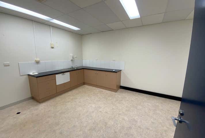 Suite 2 377 Mulgrave Road Bungalow QLD 4870 - Image 5